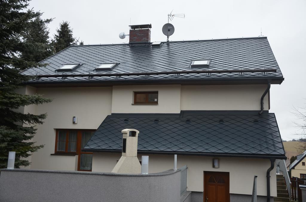 Appartement Haus Tolstejn à Jiřetín pod Jedlovou Extérieur photo
